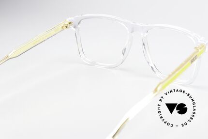 Gucci GG0561ON Crystal Acetate Frame Men, Size: medium, Made for Men and Women