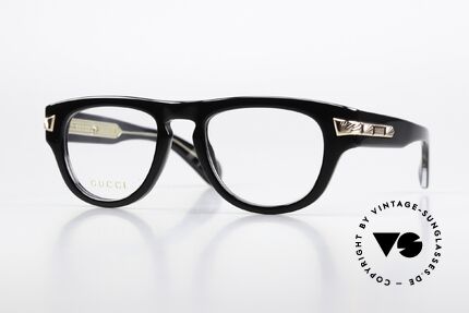 Gucci GG1519O Thick Black Frame Rosé Gold Details
