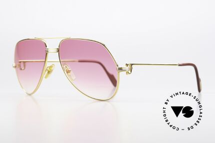 Cartier Vendome LC - M Aviator Shades Pink Gradient, here, Louis Cartier Decor in a MEDIUM size 59-16, 140, Made for Men and Women