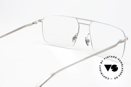 Mykita Hiro Gray / Black Clear Coloring, innovative flexible frame construction: one size fits all, Made for Men