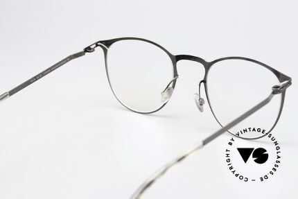 Mykita Malte Panto Frame Shiny Graphite, innovative flexible frame construction: one size fits all, Made for Men and Women