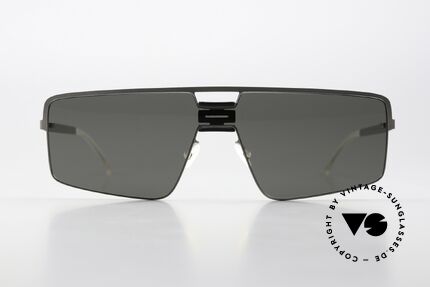Mykita Mylon Soy High-End Zeiss Sun Lenses, color 471 = Pitch Black / Matte Silver Grey, Made for Men and Women