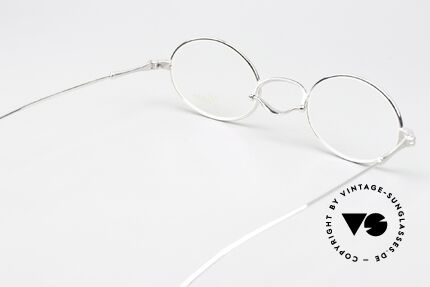 Lunor Swing 33 Oval Asian Version Smaller Bridge, unworn NOS (like all our rare vintage Lunor classics), Made for Men and Women