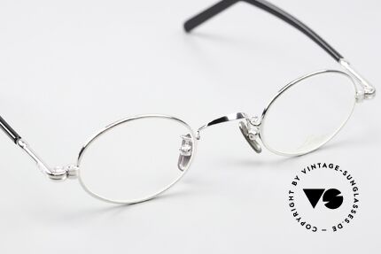 Lunor VA 101 Small Oval Vintage Eyewear, TOP-NOTCH craftsmanship; frame in SMALL size 40/23, Made for Men and Women