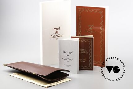 Cartier_ Leather Case Case For Eyewear Sunglasses, slip leather case in 'BORDEAUX red' and gold, Made for Men and Women