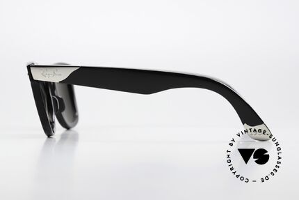 Ray Ban Wayfarer I Ultra 24k Gold Mirrored Lenses, 18k Ray-Ban logo & 24k gold-plated temple tips, Made for Men and Women