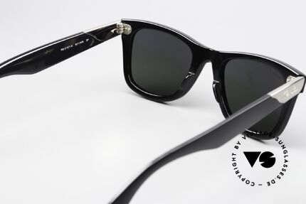Ray Ban Wayfarer I Ultra 24k Gold Mirrored Lenses, unworn rarity with original Ray-Ban packaging, Made for Men and Women