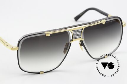 DITA Mach Five Titanium Shades X Large, a combination of luxury and "Los Angeles lifestyle", Made for Men