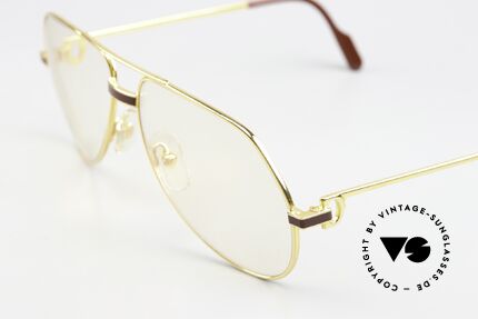 Cartier Vendome Laque - M Lenses Darken In The Sun, the lenses are darker in the sun and lighter in the shade, Made for Men and Women