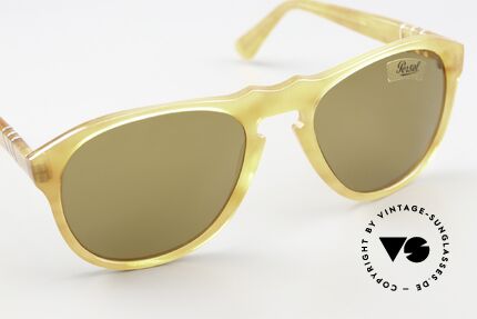 Persol 649/3 Ratti Sport Steve McQueen Vintage Glasses, extremely rare SPORT version in light brown, Made for Men and Women Persol 649/3 Ratti Sport Steve McQueen Vintage Glasses, extremely rare SPORT version in light brown, Made for Men and Women