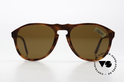 Persol 049/3 Ratti Eyewear Classic From 1986, originally from the RATTI manufactory in Turin, Made for Men and Women