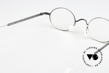 Lindberg 5000 Strip Titan Extra Small Frame Unisex Oval, unworn, NOS, with original magnetic case by Lindberg, Made for Men and Women