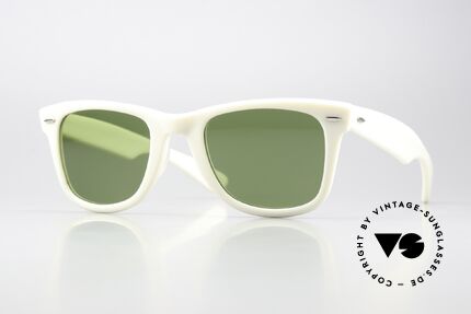 Ray Ban Wayfarer I USA RB3 Sun Lenses B&L Details