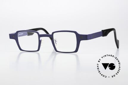 Theo Belgium Sixteen Titanium Frame Blue Metallic Details