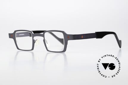 Theo Belgium Sixteen Titanium Frame Gray Metallic, women's eyeglasses and men's eyeglasses alike, Made for Men and Women