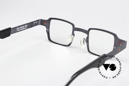 Theo Belgium Sixteen Titanium Frame Gray Metallic, lens height 30mm = suitable for progressive lenses, Made for Men and Women