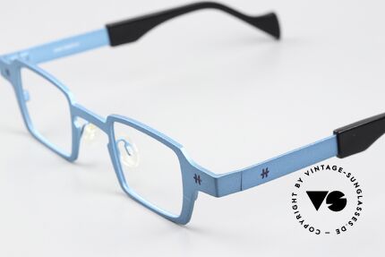 Theo Belgium Sixteen Titanium Turquoise Metallic, high-end PURE TITANIUM frame in size 37/18, Made for Men and Women