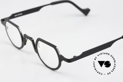 Theo Belgium Europe Titanium Frame Black Unisex, avant-garde eyeglasses for ladies and gentlemen, Made for Men and Women