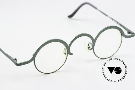 Theo Belgium Feu Avant-Garde Eyewear 1996, unworn Theo eyeglasses for those who dare, Made for Men and Women