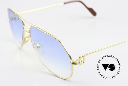 Cartier Vendome LC - M Light Blue Gradient Lenses, new light-blue gradient sun lenses (100% UV protection), Made for Men and Women Cartier Vendome LC - M Light Blue Gradient Lenses, new light-blue gradient sun lenses (100% UV protection), Made for Men and Women