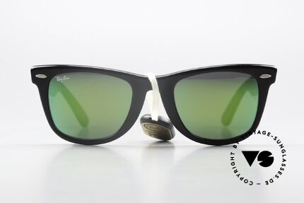 Ray Ban Wayfarer I Special Edition Green Mirror, rare old B&L USA Wayfarer, Limited Special Edition, Made for Men and Women Ray Ban Wayfarer I Special Edition Green Mirror, rare old B&L USA Wayfarer, Limited Special Edition, Made for Men and Women