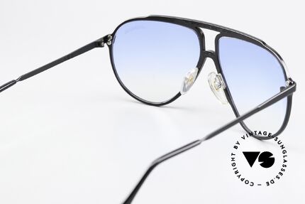 Alpina M1 80's Limited Edition Titanium, mini gap between lens & frame (thus reduced to 799€), Made for Men and Women