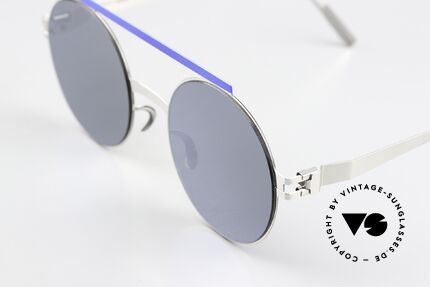 Mykita Verbal Ambush Collaboration Brille, code 272 is called = "Silver / Blue Reserve / Silver", Made for Men and Women