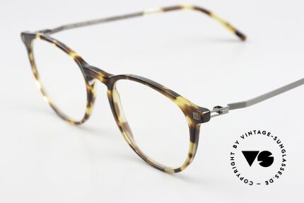Mykita Nukka Cocoa Sprinkles / Shiny Graphite, acetate frame front with characteristic Mykita temples, Made for Men and Women