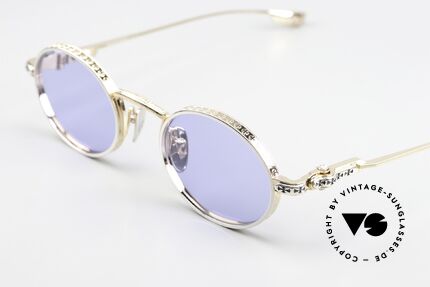 Chrome Hearts Honey Dipped Advertising Campaign Model, reminds us of the sunglasses Ozzy wore in the 90's, Made for Men and Women Chrome Hearts Honey Dipped Advertising Campaign Model, reminds us of the sunglasses Ozzy wore in the 90's, Made for Men and Women