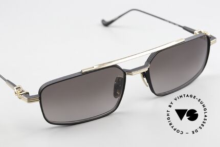 Chrome Hearts Lick'N Non-Reflective ZEISS Sun Lenses, with the characteristic Chrome Hearts insignia, Made for Men Chrome Hearts Lick'N Non-Reflective ZEISS Sun Lenses, with the characteristic Chrome Hearts insignia, Made for Men