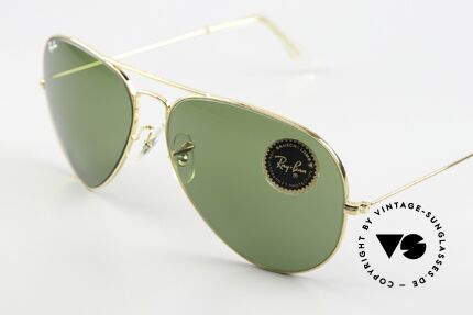 Ray Ban Large Metal II 80's Pilot Sunglasses RB3 Lens, gold frame with mineral lenses in RB3 grass green, Made for Men Ray Ban Large Metal II 80's Pilot Sunglasses RB3 Lens, gold frame with mineral lenses in RB3 grass green, Made for Men