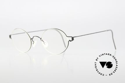 Lindberg Corona 40 Air Titan Rim Round Titanium Frame 1990's, a genuine VINTAGE Lindberg original from the 1990's, Made for Men and Women Lindberg Corona 40 Air Titan Rim Round Titanium Frame 1990's, a genuine VINTAGE Lindberg original from the 1990's, Made for Men and Women