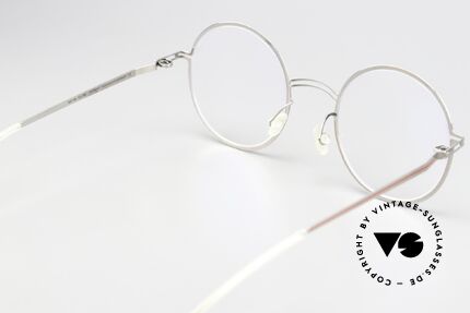 Mykita Studio 6.4 Ladies Frame Silver Pomegranate, really interesting, unworn designer piece with case, Made for Women Mykita Studio 6.4 Ladies Frame Silver Pomegranate, really interesting, unworn designer piece with case, Made for Women