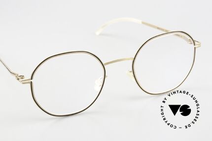 Mykita Studio 6.6 Champagne Gold Black Coloring, this creates an almost psychedelic effect ;-) "3D", Made for Women Mykita Studio 6.6 Champagne Gold Black Coloring, this creates an almost psychedelic effect ;-) "3D", Made for Women