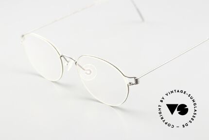 Lindberg Panto 42 Air Titan Rim Extra Small Glasses Kids Frame, back then, the optician fitted +0.25 diopters as DEMOS, Made for Men and Women