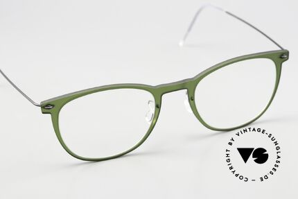 Lindberg 6529 47 NOW Eyewear In Green And Black, can already be described as 'vintage Lindberg' frame, Made for Women Lindberg 6529 47 NOW Eyewear In Green And Black, can already be described as 'vintage Lindberg' frame, Made for Women