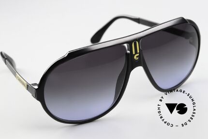 Carrera 5512 2 in 1 Sunglasses Black & Green, 2nd hand but in mint conditon! (UNIQUE 2in1 shades), Made for Men Carrera 5512 2 in 1 Sunglasses Black & Green, 2nd hand but in mint conditon! (UNIQUE 2in1 shades), Made for Men
