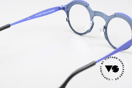 Theo Belgium Mille 71 Metal Frame Bicolor Blue Titan, high-end titanium frame fits progressive lenses, Made for Men and Women Theo Belgium Mille 71 Metal Frame Bicolor Blue Titan, high-end titanium frame fits progressive lenses, Made for Men and Women