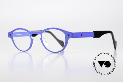Theo Belgium Seventeen Ladies & Gents Specs Titan, avant-garde eyeglasses for ladies and gentlemen, Made for Men and Women Theo Belgium Seventeen Ladies & Gents Specs Titan, avant-garde eyeglasses for ladies and gentlemen, Made for Men and Women